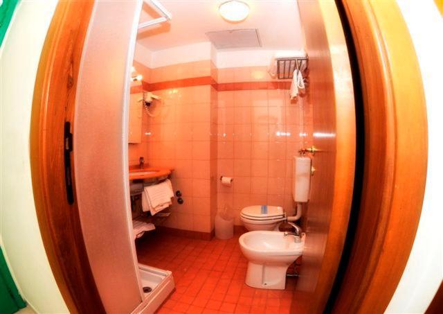 Hotel Boston Livorno Eksteriør bilde