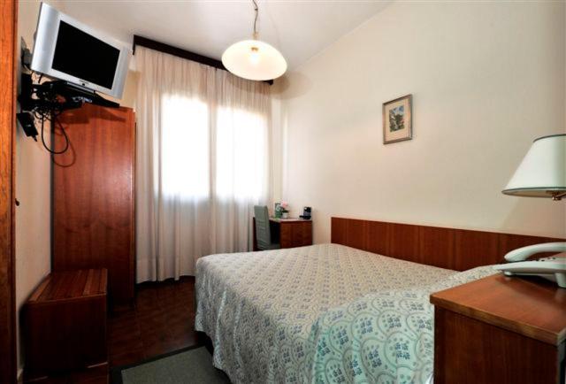 Hotel Boston Livorno Eksteriør bilde