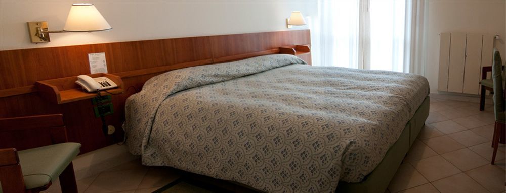 Hotel Boston Livorno Eksteriør bilde